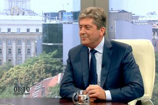 Георги Първанов: Пеевски е над БСП и диктува управлението