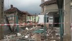 Дете загина при взрив на къща в Севлиево