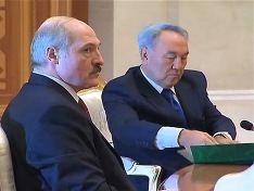 Президентите на Беларус и Казахстан Александър Лукашенко и Нурсултан Назърбаев
