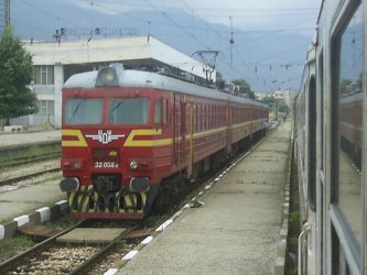 Фалиралата БДЖ ще прави ново предприятие за ремонт на локомотиви