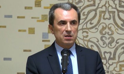 Орешарски открива ресторант "София" в Ханой