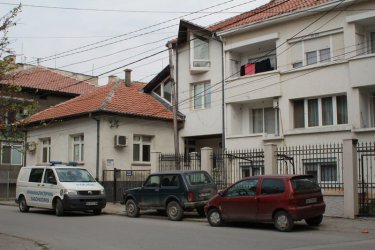 Къщата на кмета на Видин с паркираната пред нея кола