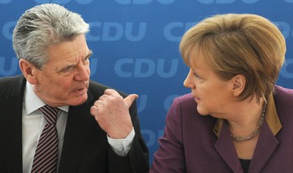Германският президент Йоаким Гаук и канцлерът Ангела Меркел