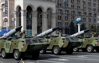 Украинският президент обеща милиарди евро за превъоръжаване на армията