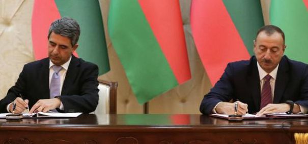 Плевнелиев и Алиев подписват съвместната декларация в баку