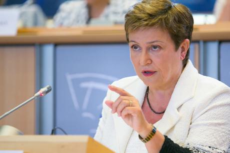 Кристалина Георгиева мина изпита в Европейския парламент с ръкопляскания