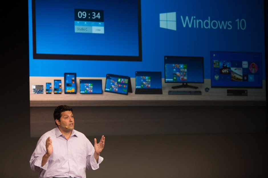 "Майкрософт" представи ориентирана към бизнеса Windows 10