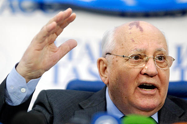Горбачов е жив и здрав и се надява днес да се върне към работния си график