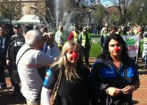 Полицаи, военни и надзиратели с "клоунски" протест срещу Христосков