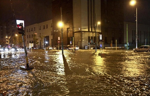 Наводненият Милано