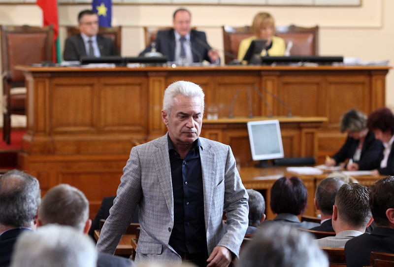 Волен Сидеров отказва ръководен пост във външната комисия, сн. БГНЕС