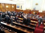 Управляващите сътвориха комисия за Валери Симеонов и дадоха на ГЕРБ контрола върху службите