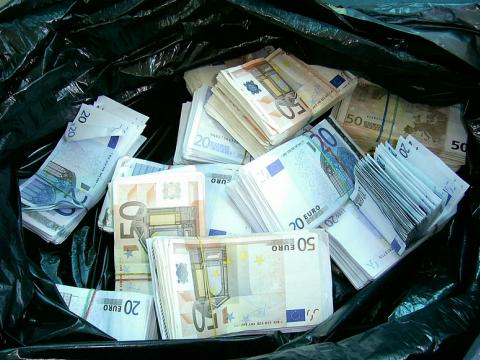 Българската икономика губи 2.5 млрд. долара годишно от корупция