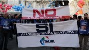 Италия е парализирана от и протести срещу политиката на Матео Ренци