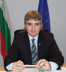 Тодор Караиванов. Сн: Агенция "Митници"
