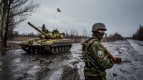Седем украински войници убити, и двете страни твърдят, че напредват