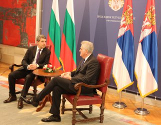 Росен Плевнелиев и Томислав Николич. Сн. БГНЕС
