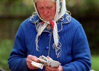 Най-бедните пенсионери с великденски добавки от 40 лв.