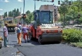 София ремонтира най-разбитите квартални улици, когато спрат дъждовете