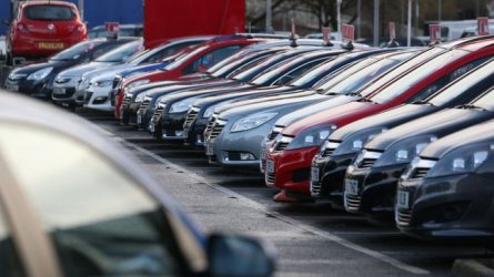 Продажбите на нови автомобили в ЕС нарастват най-силно от година насам