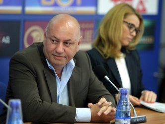 Аладин Харфан се оплака от държавен рекет