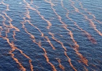 80 000 литра петрол се разляха в океана край Санта Барбара