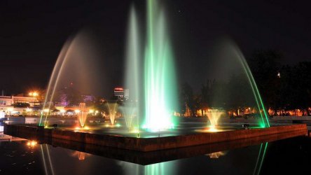 С мегашоу откриват Пеещите фонтани в Пловдив