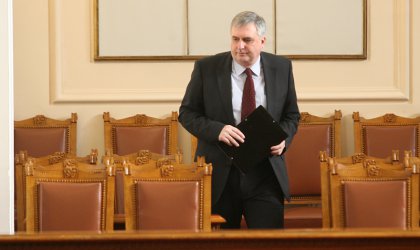 Пенсионната реформа на Калфин мина през социалната комисия