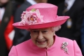 Журналист от Би Би Си "погреба" английската кралица в Туитър
