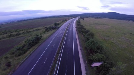 Ремонтираният участък от магистрала "Тракия", сн. Агенция "Пътна инфраструктура"