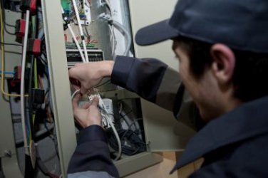 "Енерго-Про" заплашена от глоба за отказ да възстанови електрозахранването на клиент