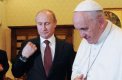 Папа Франциск призова Путин да работи за мир в Украйна