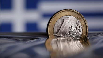 ЕК спасява Гърция с 3-месечен кредит от 7 млрд. евро