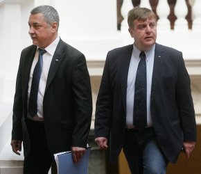 Валери Симеонов и Красимир Каракачанов запазват подкрепата на ПФ за правителството, сн. БГНЕС