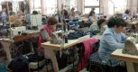 Закъсало предприятие бави заплатите на 200 съкратени шивачки в Лом