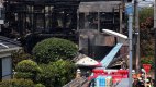 Малък самолет се разби над жилищни сгради в Токио, трима загинаха