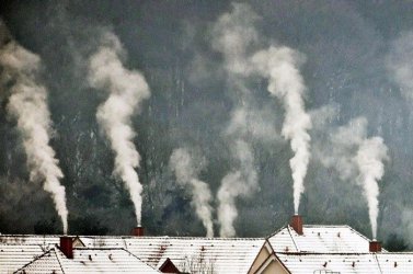 Подадени са над 183 хиляди молби за помощи за отопление
