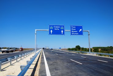 Нови 656 км магистрали и над 22 млрд. лв. за хубави пътища до 2020 г.