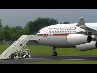 Меркел отпътува за Индия с военен самолет, след като правителственият се повреди