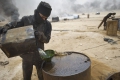 "Ислямска държава" печели до 50 млн. долара от петрол на месец