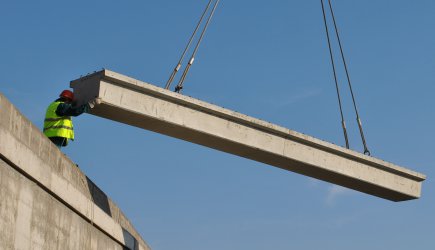 След 25 години подновяват строежа на надлез над жп линията Карлово – Пловдив