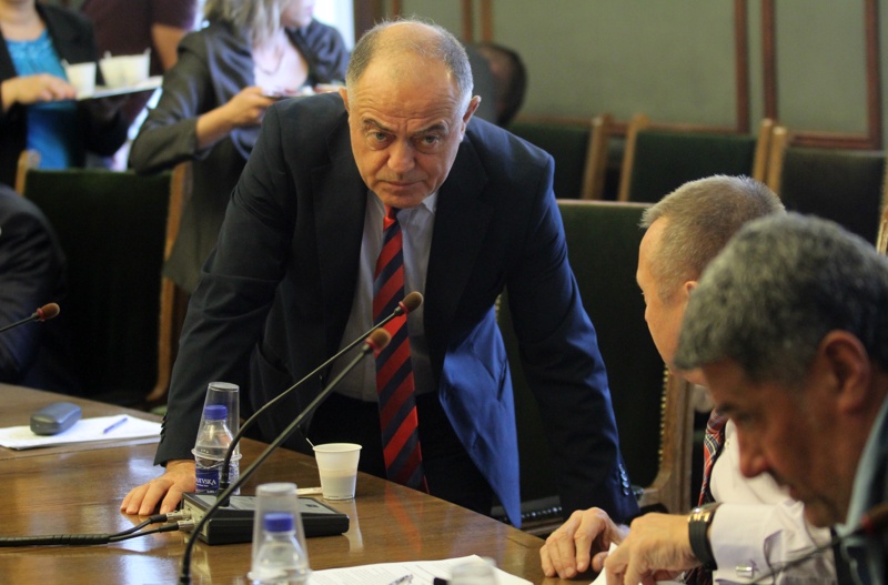 Предложението на Атанасов обсъждането да бъде отложено, заради отсъствието на Горанов, бе отхвърлено с гласовете на ГЕРБ и ДПС. Снимка: БГНЕС