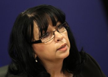 Подчинените на енергийния министър Теменужка Петкова ще бъдат намалени
