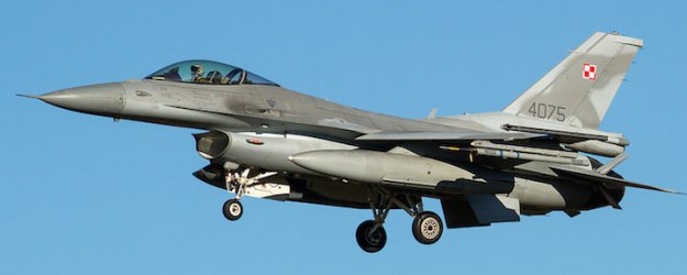 Полски изтребители F-16 участват в учение на НАТО за използването на "специални оръжия” (т.е. ядрени бомби) в италианската военновъздушна база Геди (Ghedi).