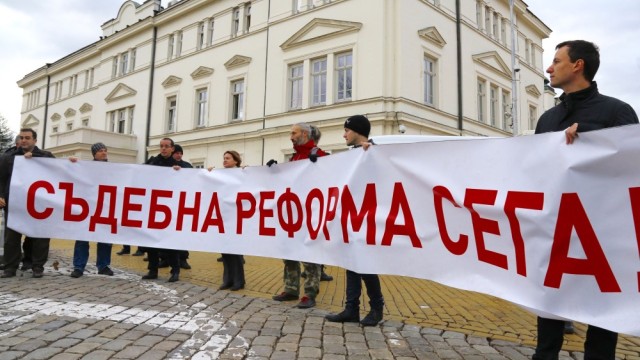 Активистите от "Правосъдие за всеки" разпънаха този транспарат и на Витоша. Сн. бТВ