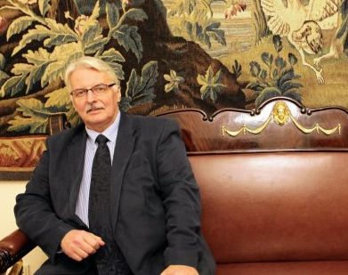 Полският министър на външните работи Витолд Вашчиковски 