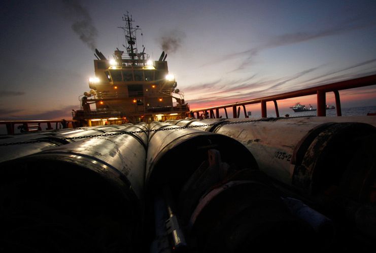 Конфликтът с Анкара оставя "Газпром" с тонове ненужни тръби и излишен газ
