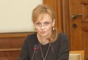 ПФ изключва Полина Карастоянова заради подкрепено ограничение за казаните за ракия