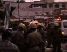 Шестима души загинаха при нападение срещу военна база в Индия
