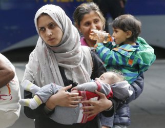 Българите са най-скептични в ЕС, че бежанците може да помогнат на страната